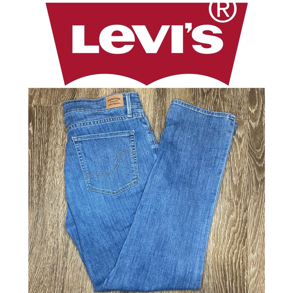 Signature by Levi’s / Mid Rise Slim / 14 Medium